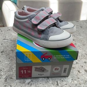 See Kai Run Robyne Sneakers, Toddler Girls 11.5